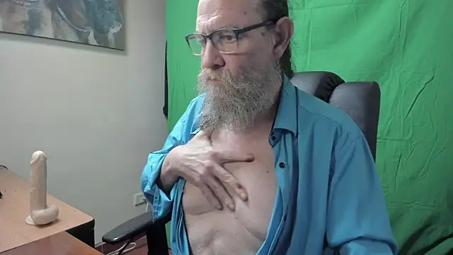 Uncle Hottie online show from 03-10-26, 05:18