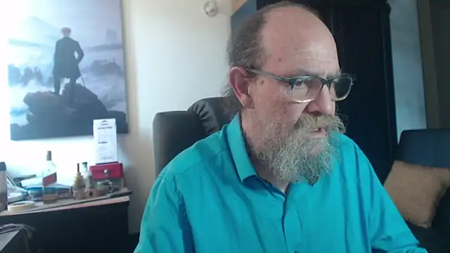 Uncle Hottie online show from 07-08-26, 03:38