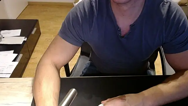 sensualman90 online show from 03-05-26, 09:44