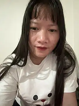 Snapshot of Suni-ii chatting on 05-08-26, 11:32 Suni-ii online show from 05-08-26, 11:32