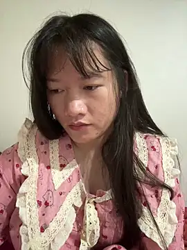 Snapshot of Suni-ii chatting on 05-18-26, 11:43 Suni-ii online show from 05-18-26, 11:43