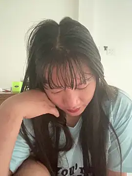 Snapshot of Suni-ii chatting on 05-22-26, 11:27 Suni-ii online show from 05-22-26, 11:27