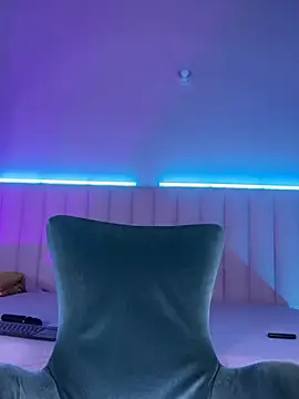 Snapshot of Denightjones chatting on 03-11-26, 03:23 Denightjones online show from 03-11-26, 03:23