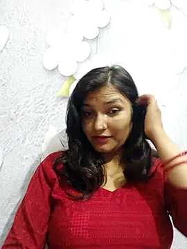Snapshot of Priyaa_1433 chatting on 06-20-26, 04:21 Priyaa 1433 online show from 06-20-26, 04:21