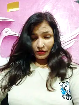 Snapshot of Priyaa_1433 chatting on 07-03-26, 06:03 Priyaa 1433 online show from 07-03-26, 06:03