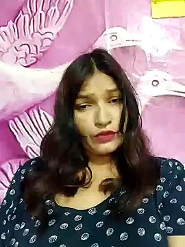Snapshot of Priyaa_1433 chatting on 07-12-26, 08:27 Priyaa 1433 online show from 07-12-26, 08:27