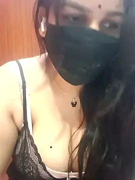 Snapshot of 01Roshani chatting on 04-27-26, 07:45 01Roshani online show from 04-27-26, 07:45