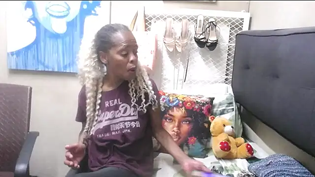 Longniplzerx40 online show from 04-24-26, 06:54