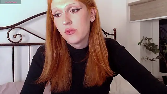 Snapshot of LunaBl1ss chatting on 02-03-26, 06:22 LunaBl1ss online show from 02-03-26, 06:22