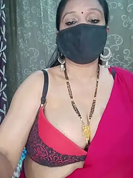Hot-BHABHI696 online show from 04-13-26, 09:15