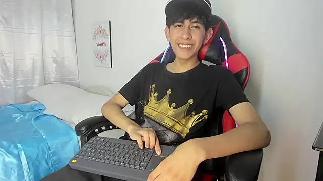 julian xx online show from 04-24-26, 07:38