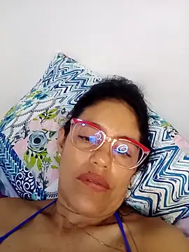 Elizabeth manzon online show from 06-11-26, 06:22