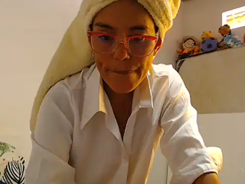 Elizabeth manzon online show from 07-16-26, 07:53
