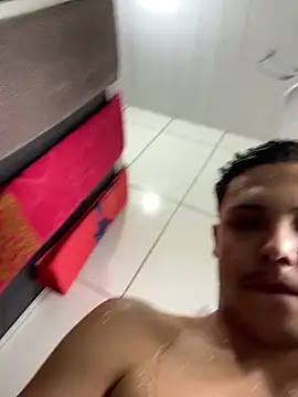 Wellington00  online show from 02-20-26, 04:51