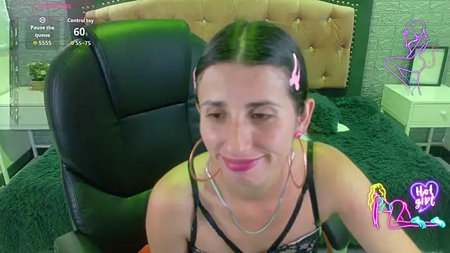 Snapshot of Nicolleth_tk chatting on 02-14-26, 07:54 Nicolleth tk online show from 02-14-26, 07:54