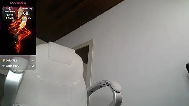 Snapshot of Nicolleth_tk chatting on 02-20-26, 06:26 Nicolleth tk online show from 02-20-26, 06:26