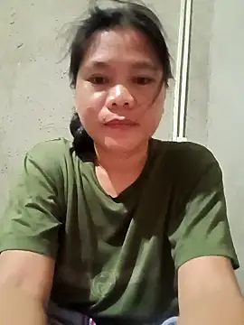 Snapshot of Hannah_4u chatting on 02-19-26, 08:27 Hannah 4u online show from 02-19-26, 08:27