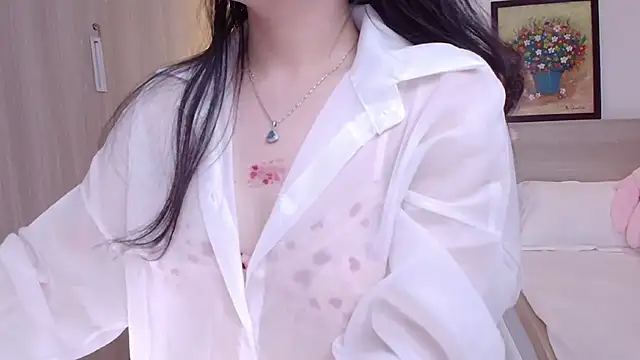 BunnyT Bae   online show from 04-19-26, 08:57