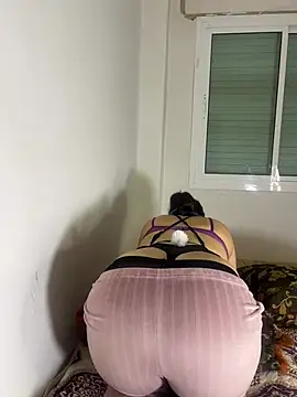 Snapshot of Elkinga_nana chatting on 01-09-26, 05:04 Elkinga nana online show from 01-09-26, 05:04