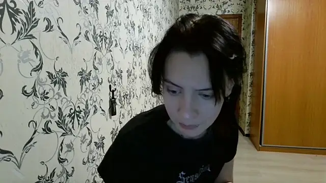 LxayBloom online show from 04-23-26, 01:07