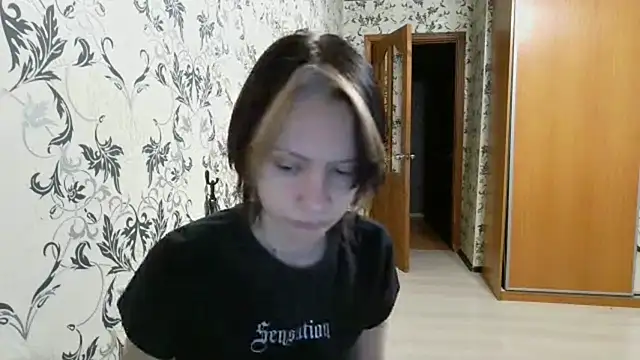 LxayBloom online show from 04-24-26, 01:08