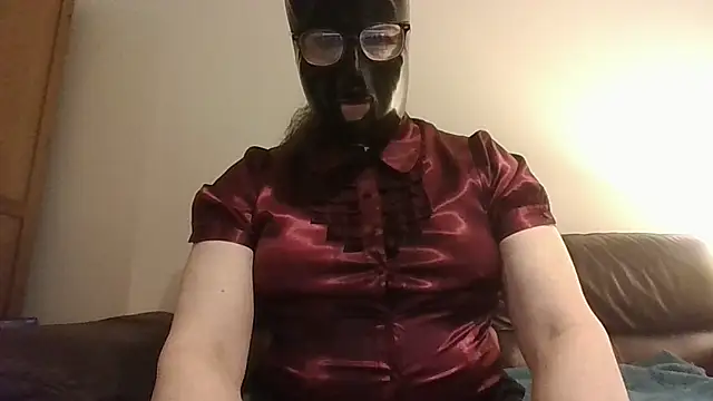 Snapshot of mariasatinxxx chatting on 02-21-26, 08:32 mariasatinxxx online show from 02-21-26, 08:32