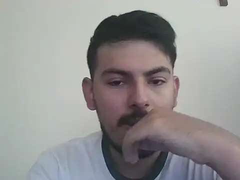 Snapshot of Mateotubbe chatting on 07-12-26, 03:14 Mateotubbe online show from 07-12-26, 03:14