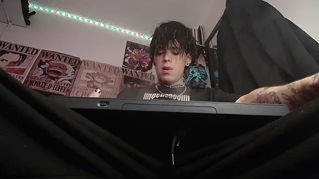 Anhony Muscle online show from 02-11-26, 05:51