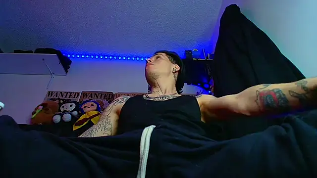 Anhony Muscle online show from 05-25-26, 03:18