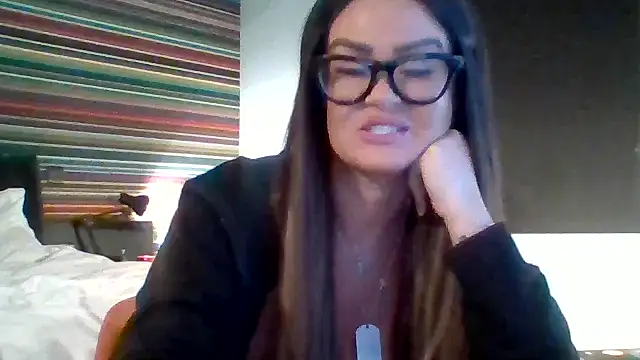 ScottishIvy online show from 01-18-26, 08:12