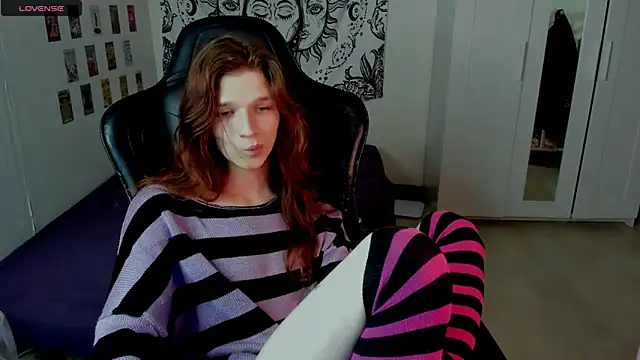 iceseeker2 online show from 04-25-26, 10:29