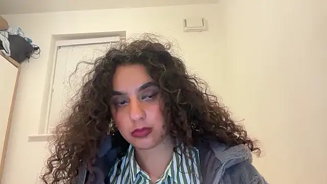 Snapshot of fayfay21@xh chatting on 01-06-26, 06:55 fayfay21xh online show from 01-06-26, 06:55