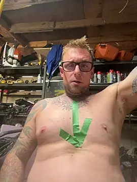 WIDBIGWHITECOCK online show from 07-29-26, 05:38