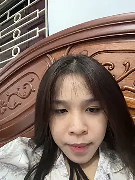 Lyli-122 online show from 04-25-26, 12:52