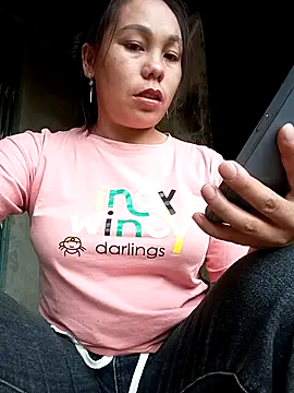 vanvan005 online show from 07-17-26, 11:31