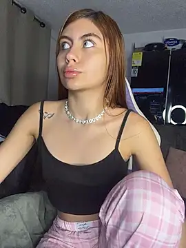Snapshot of Stormi_th chatting on 06-20-26, 02:03 Stormi th online show from 06-20-26, 02:03