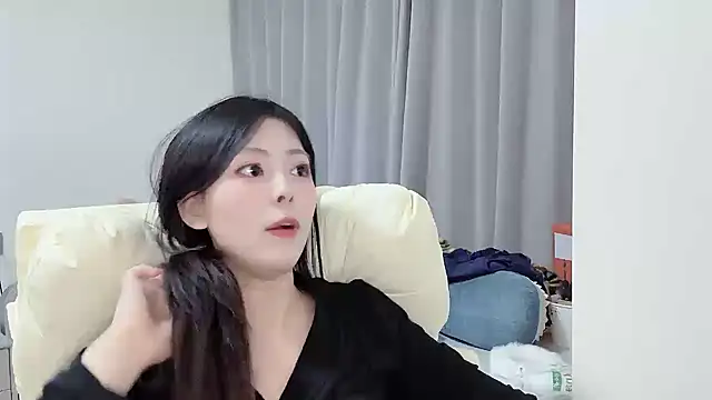 -bingbing online show from 02-09-26, 07:51