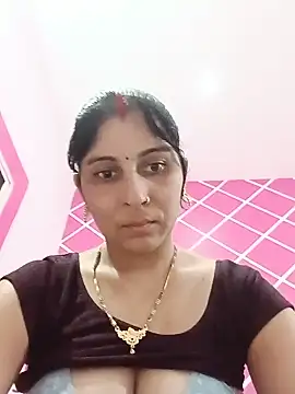 Snapshot of Hot_ree85 chatting on 07-08-26, 06:07 Hot ree85 online show from 07-08-26, 06:07