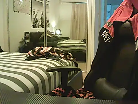 loudandproud online show from 06-22-26, 05:37
