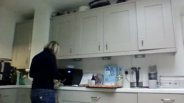 Milfshake227 online show from 03-08-26, 05:28