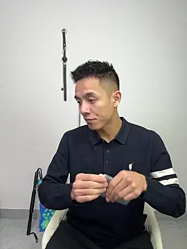 Snapshot of TOYOTA-01 chatting on 02-01-26, 01:53 TOYOTA-01 online show from 02-01-26, 01:53