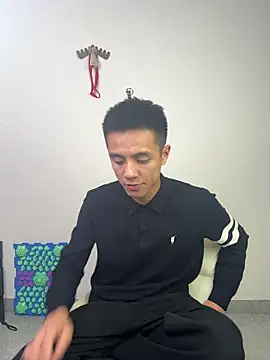 Snapshot of TOYOTA-01 chatting on 02-13-26, 01:07 TOYOTA-01 online show from 02-13-26, 01:07