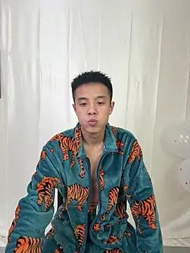 Snapshot of TOYOTA-01 chatting on 03-10-26, 08:08 TOYOTA-01 online show from 03-10-26, 08:08