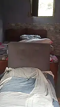 Isabel and Heckler online show from 02-23-26, 12:46