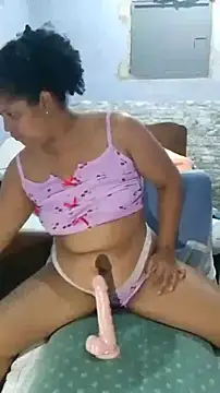 Isabel and Heckler online show from 02-28-26, 09:10