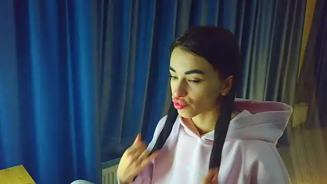 Vlada Elfie online show from 02-04-26, 08:36