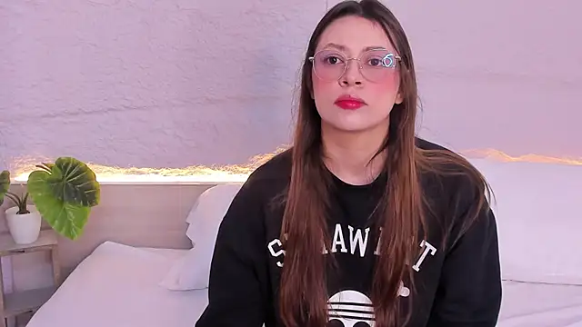 lanna 18  online show from 02-05-26, 11:59