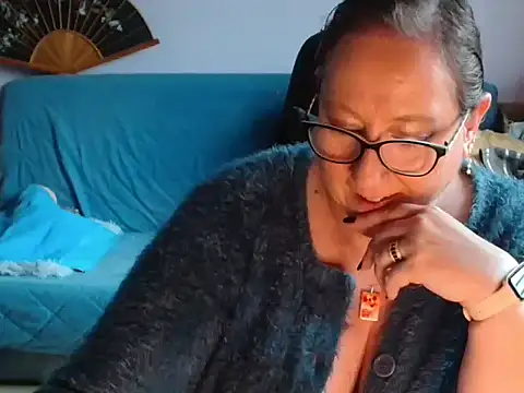 xmyriamx online show from 04-05-26, 08:00