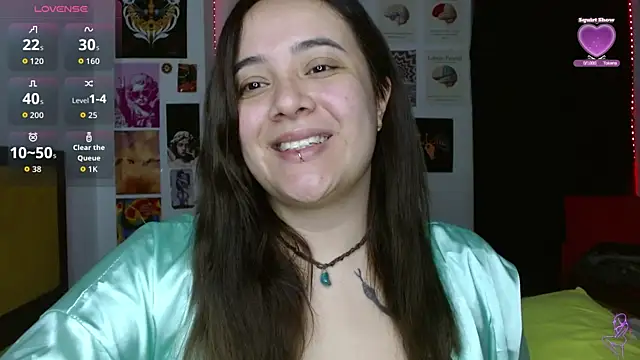 Snapshot of Nova-Satela chatting on 05-25-26, 12:33 Nova-Satela online show from 05-25-26, 12:33