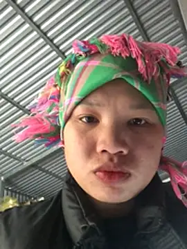 Minhkhue121 online show from 01-08-26, 08:16